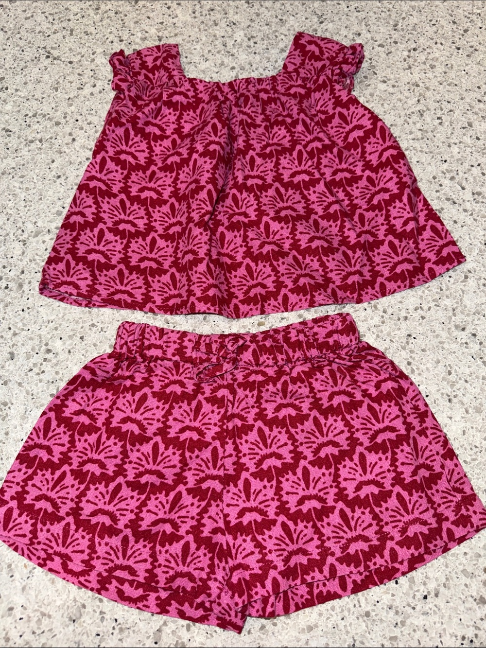 Zara Patterned Outfit Set - Picture 2 of 4